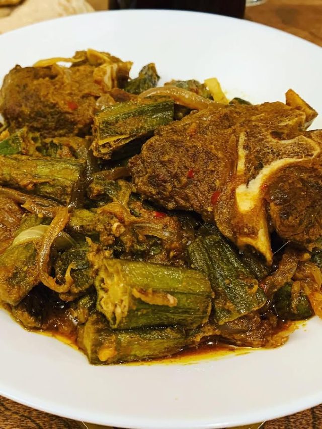 ঢ্যাঁড়স দিয়ে খাসির মাংস, রমজান মাসে ভাতের পাতে ছক্কা হাঁকাবে; রেসিপি