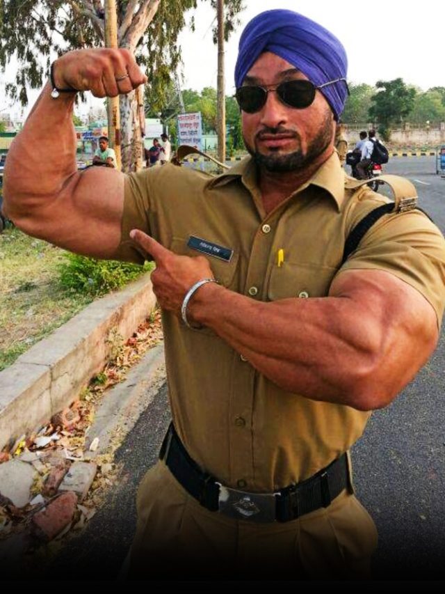 बॉडीबिल्डर कांस्टेबल के हैं 21 इंच के बाइसेप्स, रोज खाते हैं 1 Kg चिकन, 20 अंडे