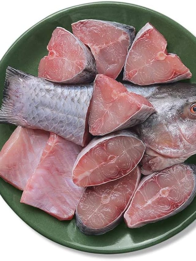 ফ্রিজে রাখা বহুদিনের মাছেও আসবে টাটকা স্বাদ, এই টিপসটা জেনে রাখুন