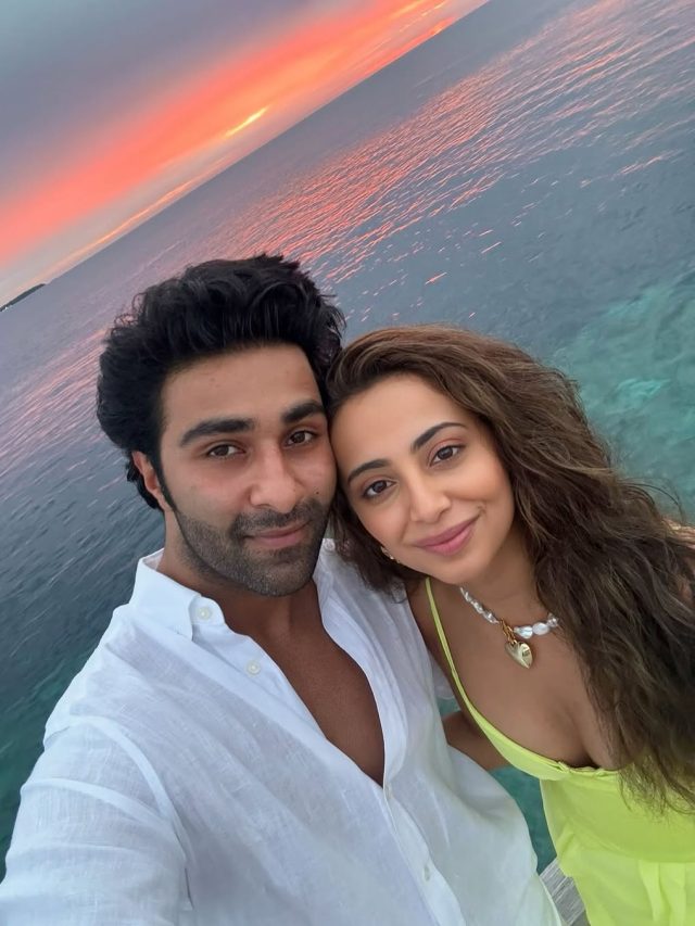 नई दुल्हन की बांहों में कपूर परिवार का लाडला, हनीमून पर हुआ रोमांटिक, बिता रहा हसीन पल