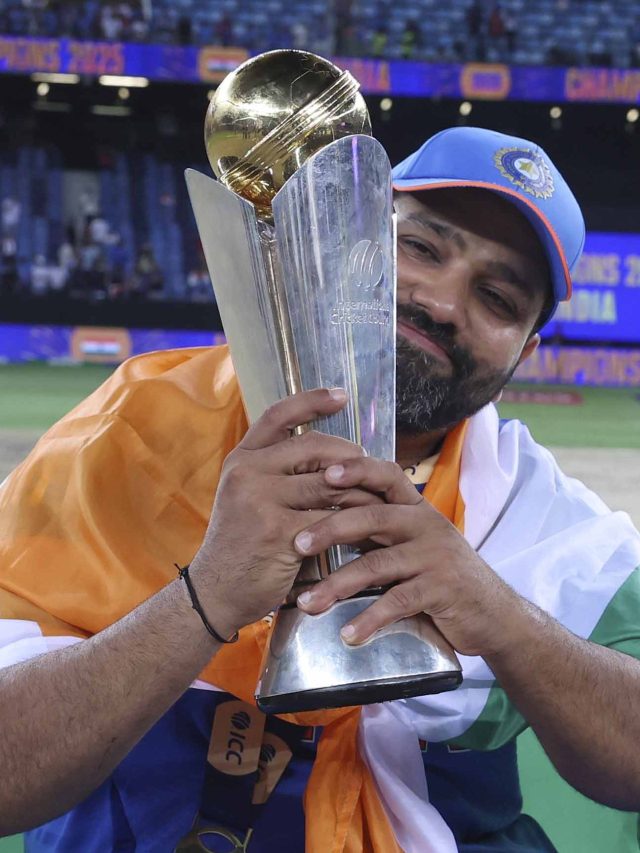 রাতভর উদ্দাম সেলিব্রেশন-পার্টি, রোহিতরা কী কী করলেন? দেখুন