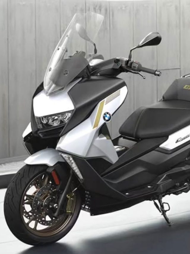 बोल्ड लुक... BULLET से भी पावरफुल! आ गया 11.50 लाख का स्कूटर