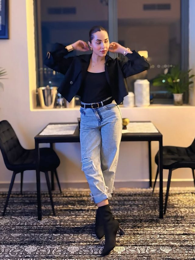 पाकिस्तानी एक्ट्रेस ने हफ्ते भर में ऐसे घटा लिया 8 किलो वजन, खाई ये चीजें