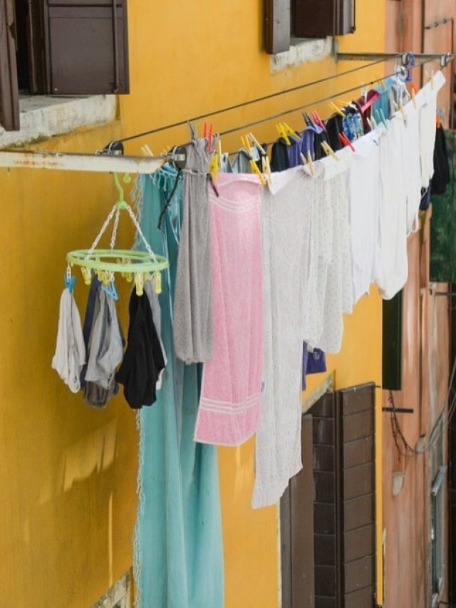 রাতবিরেতে ছাদে- বারান্দায় কাপড় মেলে রাখলে ঘটতে পারে এসব, সাবধান!