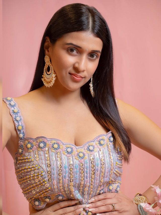 ब्रेकअप के दर्द में प्रियंका चोपड़ा की बहन? फूटा गुस्सा, बोली- 6 महीने उसकी शक्ल...