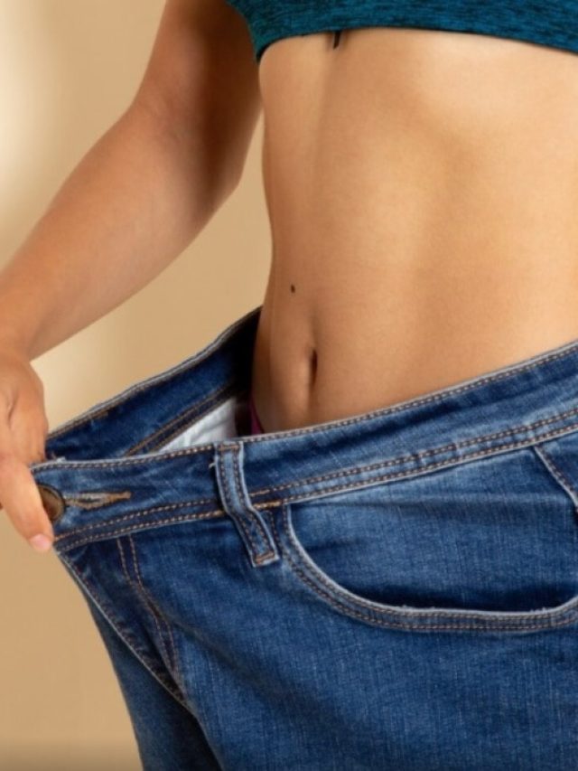 बैलेंस डाइट संग रोज सुबह पानी में उबालकर पिएं ये एक चीज, मक्खन की तरह पिघलेगी चर्बी