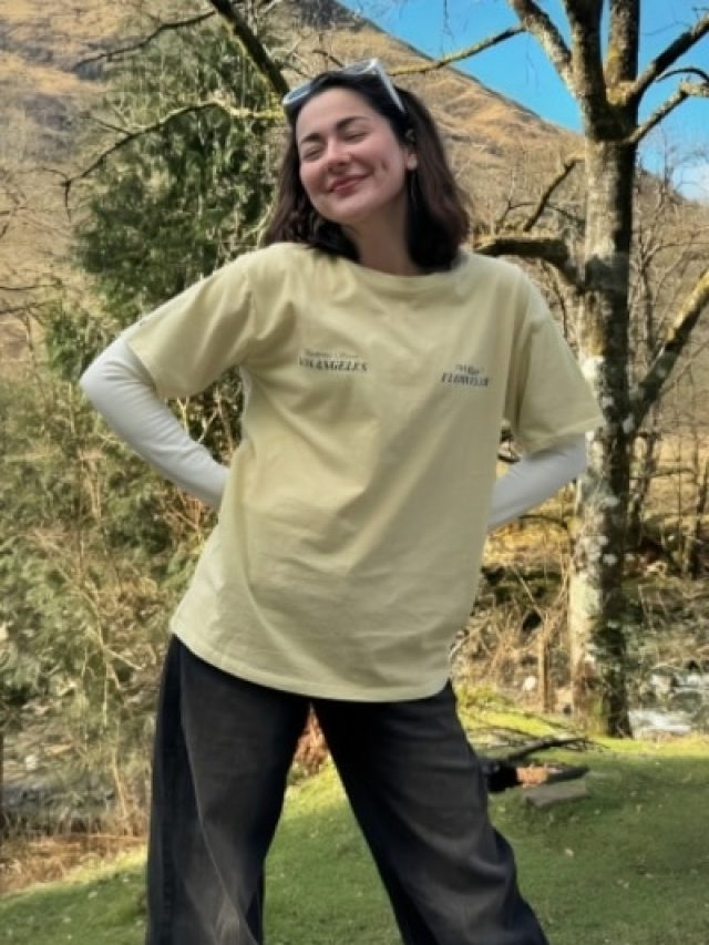 हानिया आमिर ने फ्लॉन्ट किया जेन-जी स्टाइल, पहनी इतनी सस्ती टी-शर्ट