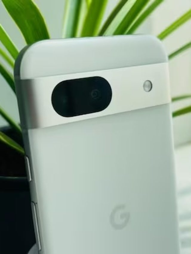 लगभग आधी कीमत पर मिल रहा ये फोन, Flipkart Sale में है ऑफर