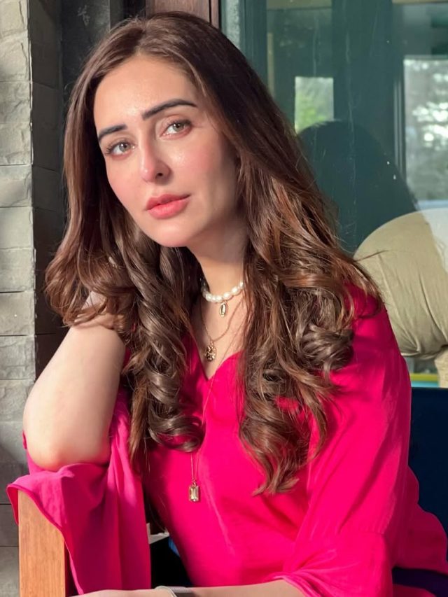 'Pak क्रिकेट टीम में कोई पसंद नहीं',  शो में बोली एक्ट्रेस, पैनलिस्ट बोला- टीम को बेइज्जत कर रही