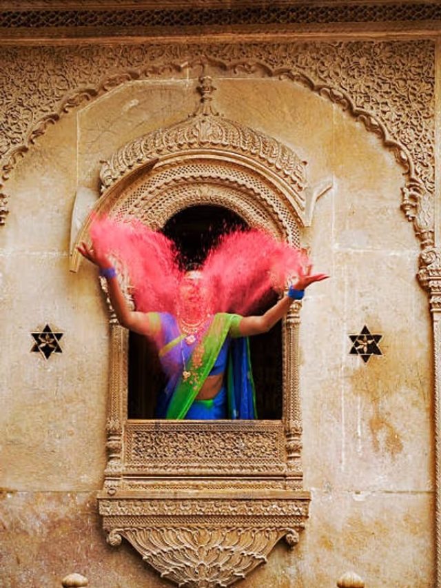 হোলির আগেই ঘরে আনুন এই চার জিনিস, বদলে যাবে ভাগ্য