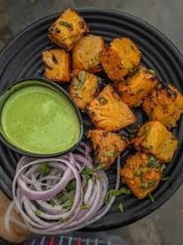 ফলাহারিদের স্বপ্নের ডিশ। এই তন্দুরিতে কোনও মাছ-মাংস-পনির লাগে না