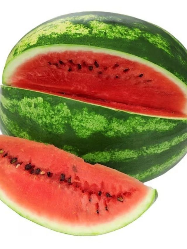 যতই উপকারী হোক, গরমে এতটুকুই তরমুজ খাবেন, নইলে...