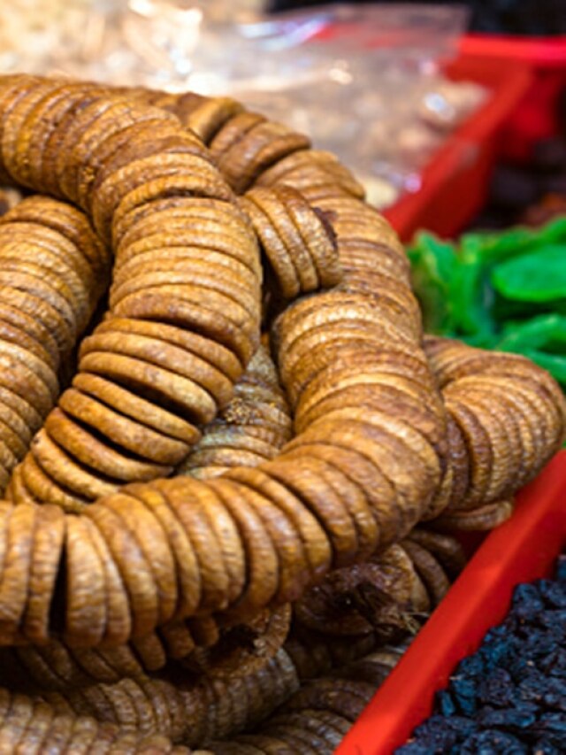 विटामिन बी12 की कमी पर नहीं खानी पड़ेंगी गोलियां, ये 3 ड्राई फ्रूट हड्डियों को बनाएंगे मजबूत