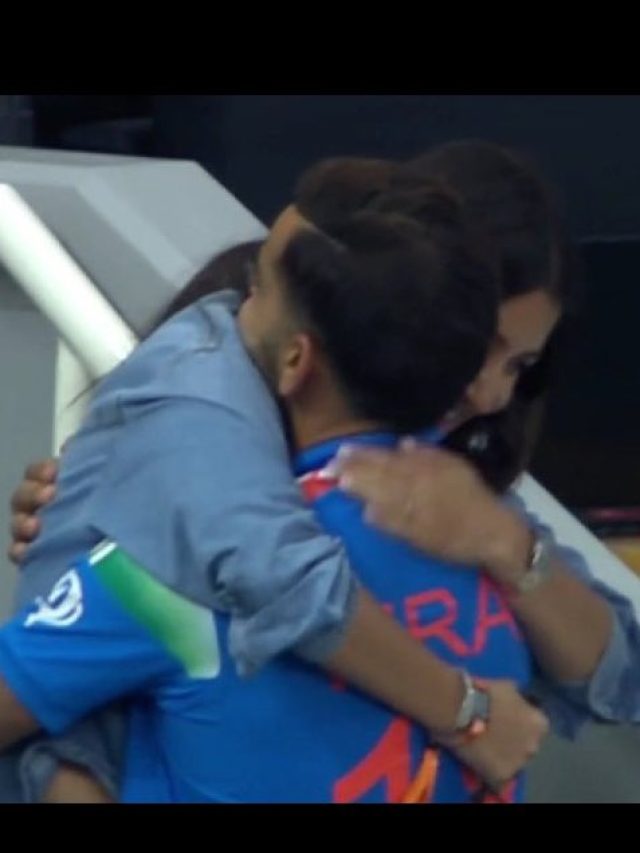 India Won: विराट को अनुष्का ने लगाया गले, जीत से गदगद बॉलीवुड, IIFA में लगे जिंदाबाद के नारे