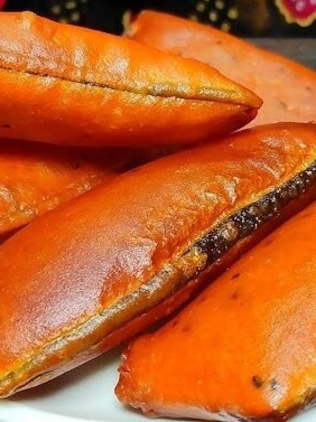 কিছুতেই মুচমুচে হচ্ছে না বেগুনি? কায়দাটা জেনে রাখুন