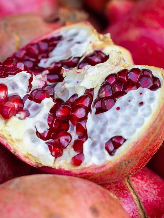 रोज जरूर पिएं एक गिलास अनार का जूस, मिलते हैं गजब के फायदे