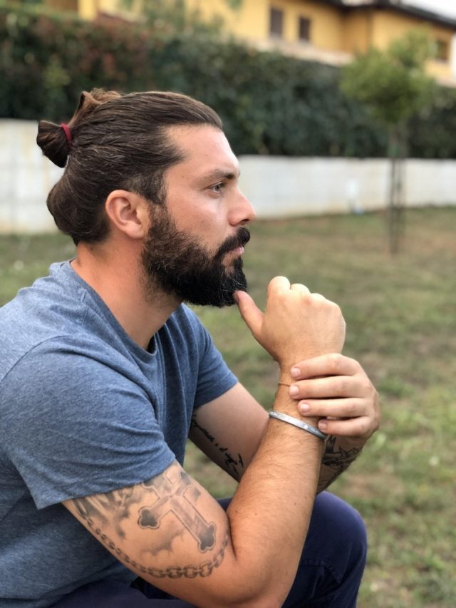 কয়েকদিনে গালজুড়ে গজাবে ঘন দাড়ি, রইল গোপন ট্রিকস