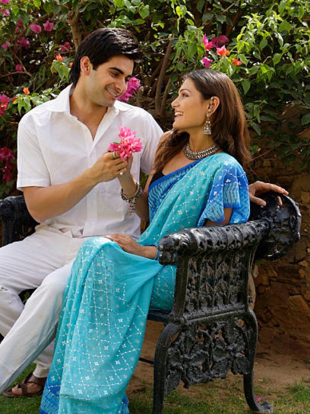 প্রেম করে বিয়ে করতে চান? জানুন বাবা-মাকে রাজি করানোর টিপস