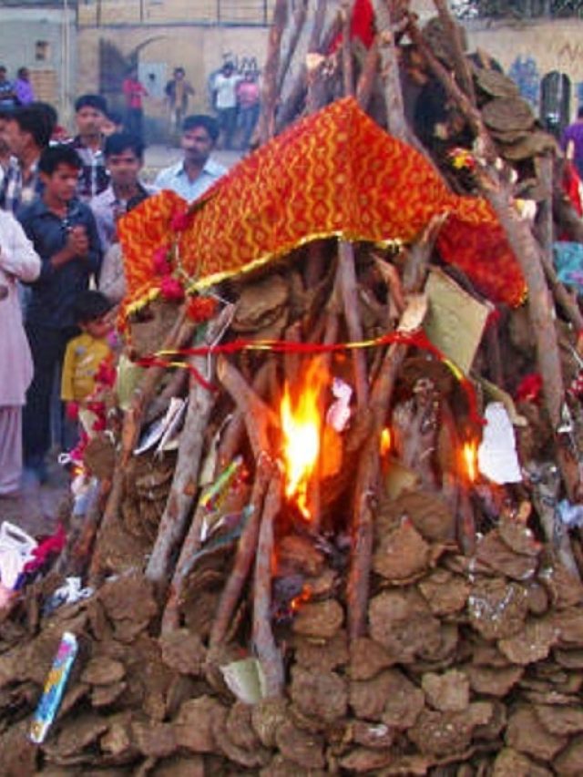 होलिका दहन के बाद ये एक काम करना न भूलें, संवर जाएगी तकदीर