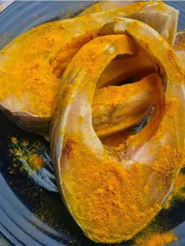 হাত শুকতেই মাছের বিচ্ছিরি আঁশটে গন্ধ, ৪ উপায়ে দূর হবে