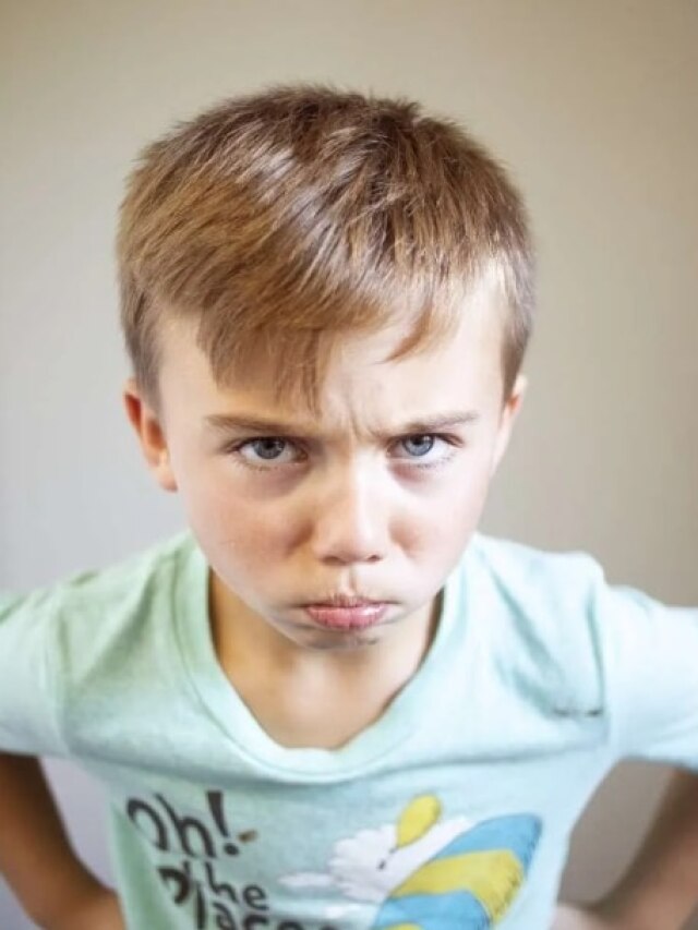 বেয়াদপ সন্তান পথে আসবে, মা-বাবাদের জন্য রইল ৫ টিপস