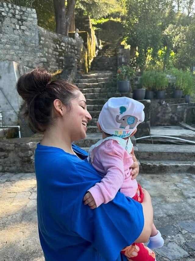 ड‍िलीवरी के 9 महीने बाद बेटे को छोड़ कैसे काम पर लौटीं यामी? बोलीं- मां ने कहा था...