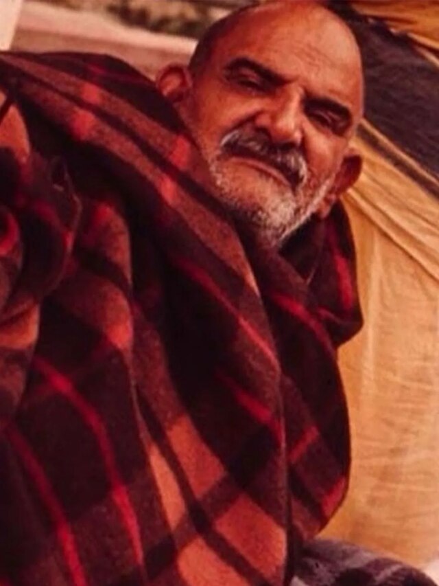 नीम करोली बाबा कह गए, मोटी कमाई के बावजूद गरीब रह जाते हैं ये 3 लोग