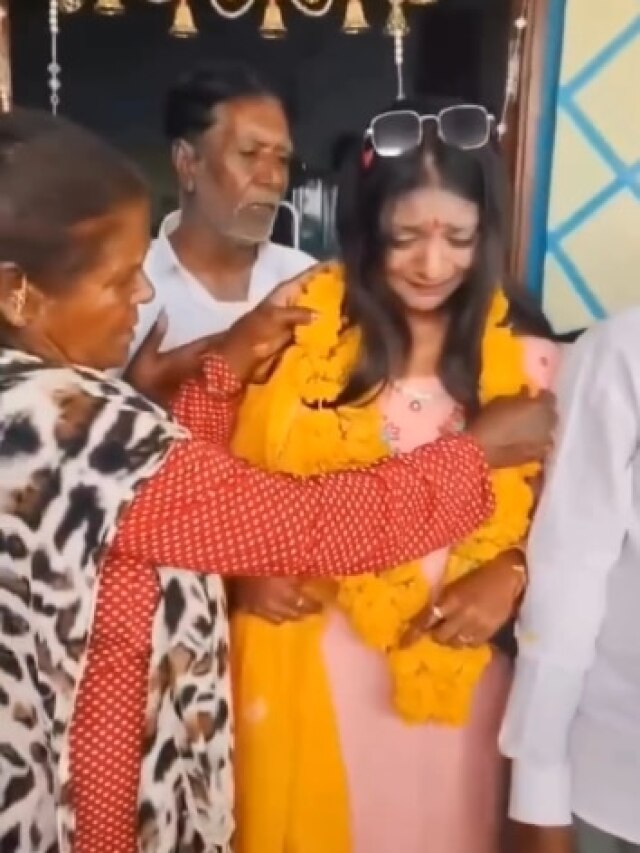 फूट-फूटकर रोईं मोनालिसा, परिवार ने संभाला, हिरासत में है ब्रेक देने वाला डायरेक्टर