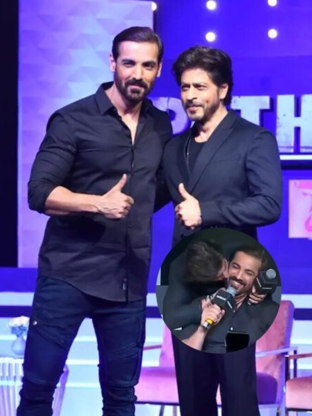 जॉन अब्राहम ने शाहरुख संग KISS मीम पर किया रिएक्ट, बोले-लोगों ने 'भीगे होंठ तेरे' गाना...