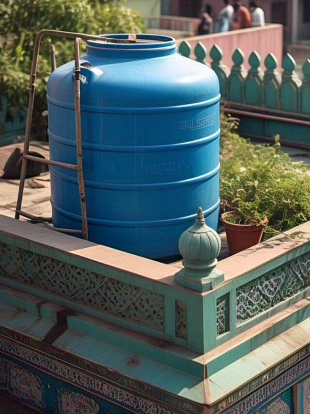 গরমের আগে নিমেষে সাফ হবে ছাদের ট্যাংক, জলে দিন এই জিনিস