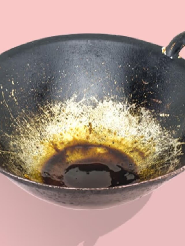 कोयले जैसी हो गई है कड़ाही, मिनटों में ऐसे गायब हो जाएगा गंदा काला और जिद्दी दाग