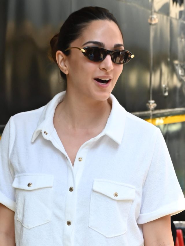 प्रेग्नेंसी के ऐलान के बाद पहली बार नजर आईं कियारा, चेहरे पर दिखा ग्लो, फैंस बोले- ब्यूटी