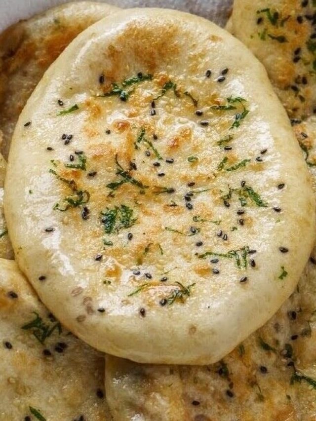 কুলচা খেতে রেস্তরাঁ যেতে হবে না, বাড়িতেই এভাবে বানানো যায়