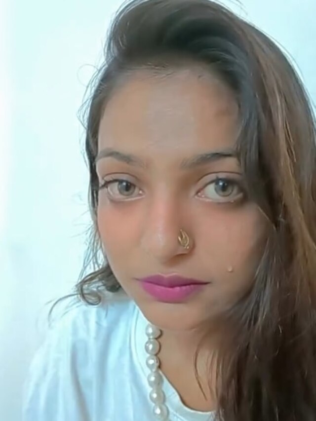 लाखों के कर्ज में डूबे थे वायरल गर्ल मोनालिसा के पिता, बेटी की शोहरत पर कहा ये