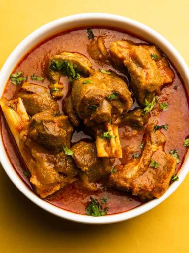 কামড়েই মুখের ভিতর গলবে খাসি, মাটন ম্যারিনেট করুন এই উপায়ে