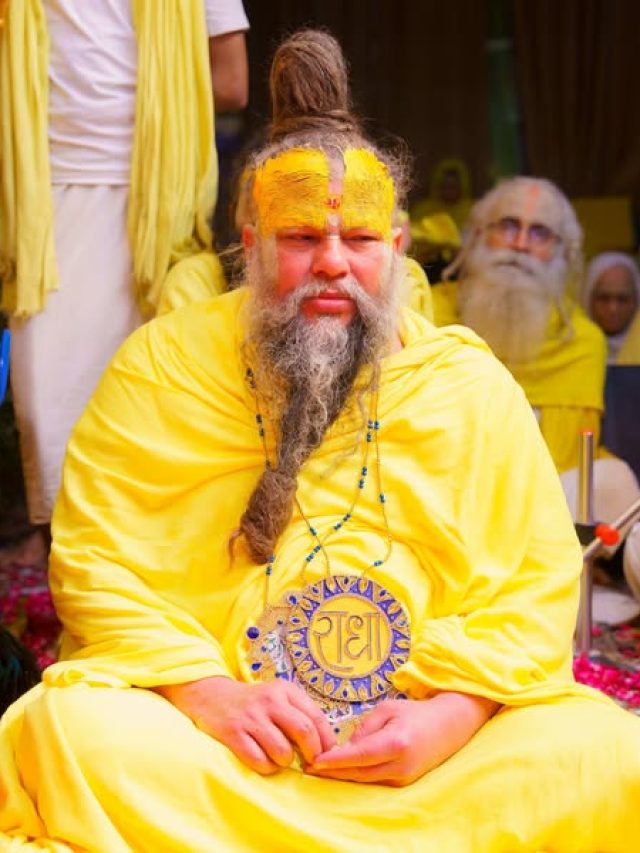 मुर्गे-बकरे की बलि से प्रसन्न होते हैं भगवान? जानें क्या कहते हैं प्रेमानंद महाराज