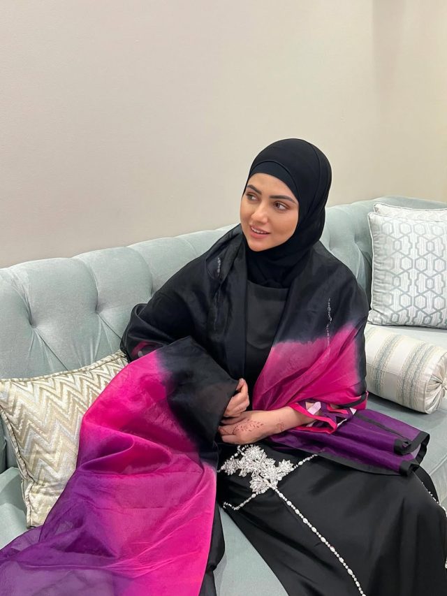 नन्हे बेटे के पीछे पड़े ट्रोल्स, पति को भी किया टारगेट, भड़कीं सना खान बोलीं- इतनी नफरत...