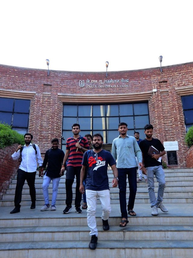5 रुपये एडमिशन फीस, साल भर अखबार के 15 रुपये... JNU में कितनी है हॉस्टल की फीस