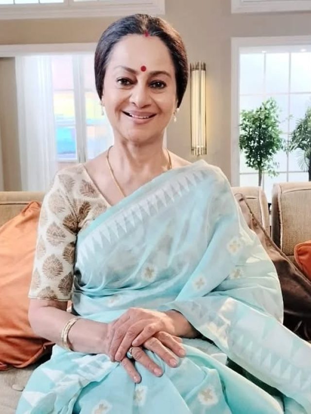 छोटे कपड़े पहनकर इतराती हैं हीरोइनें, 65 की एक्ट्रेस ने कसा तंज, बोलीं- आजकल तो...