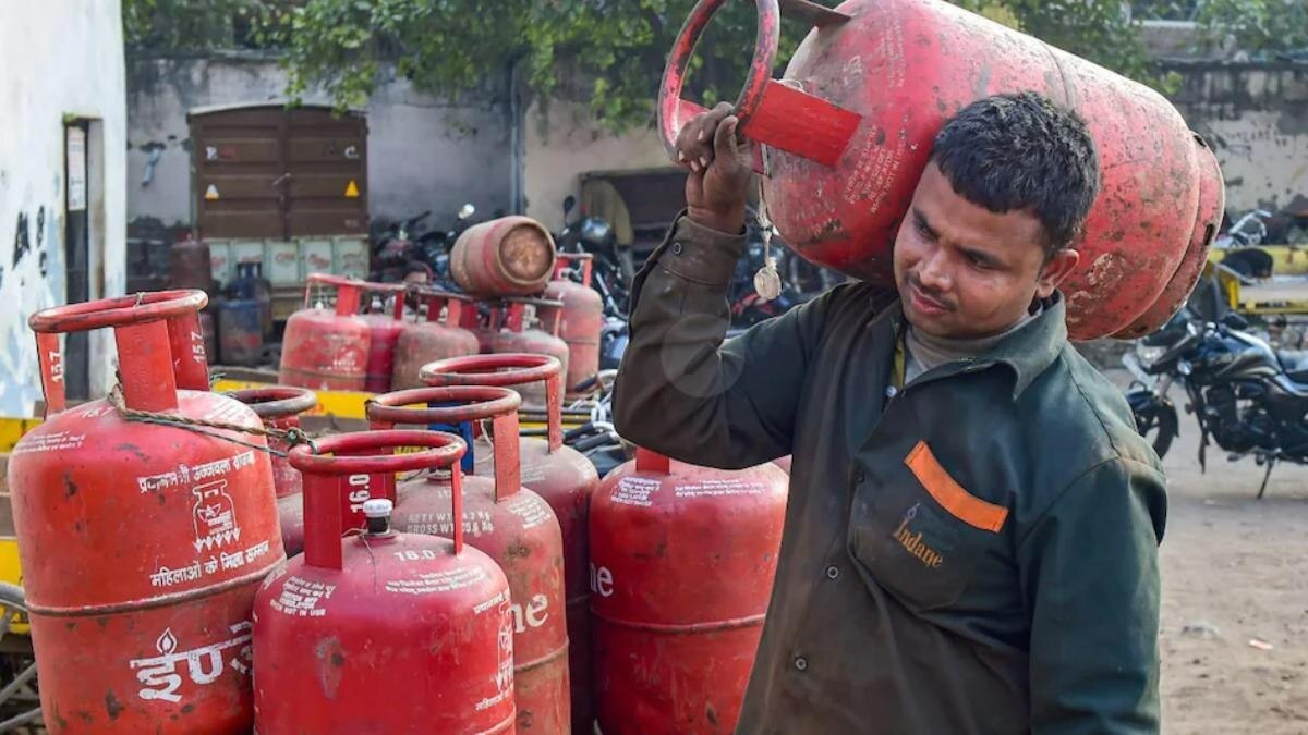 LPG Cylinder आज से महंगा, दिल्ली से पटना तक ये है नया रेट