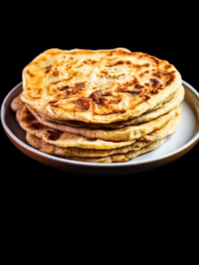 তরকারি লাগবে না এভাবে বানান ছাতুর পরোটা, রইল রেসিপি