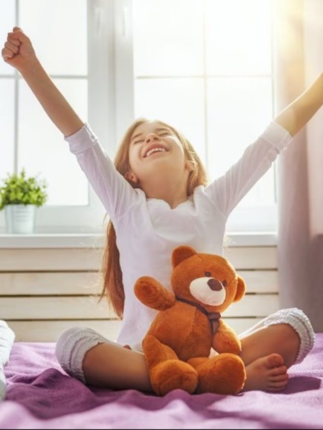 কিছুতেই ঘুম থেকে উঠতে চায় না সন্তান? সমস্যার ৫ সমাধান জেনে রাখুন