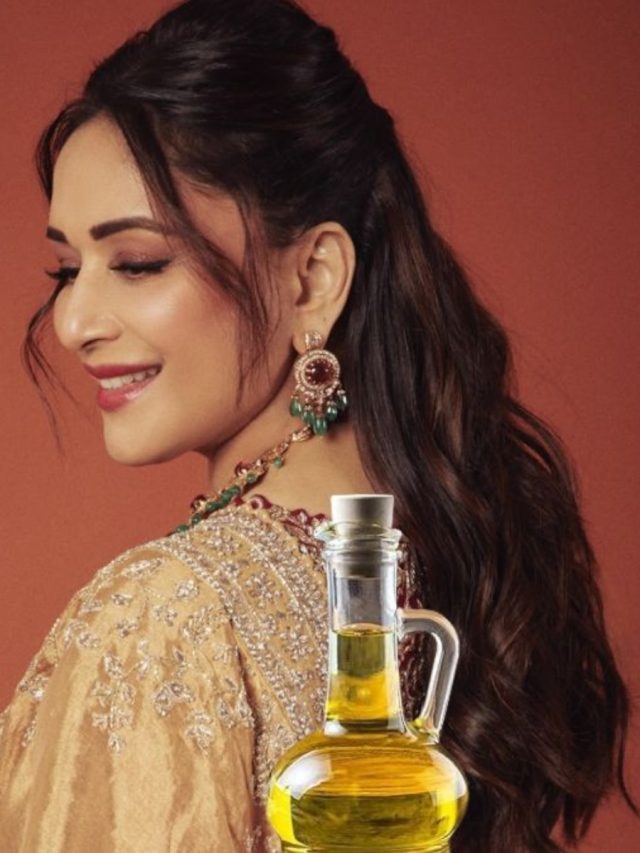৫৮-র মাধুরীর ঝলমলে চুলের রহস্য এই তেলে,আপনিও বানিয়ে নিন বাড়িতে