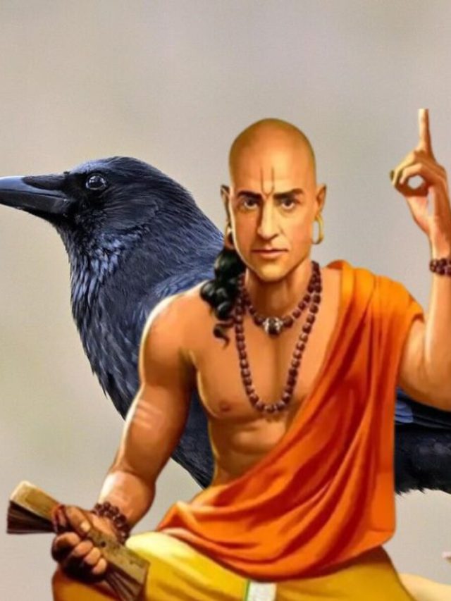 রাজার হালে থাকবেন, খালি কাকের এই ৪ গুণ রপ্ত করুন