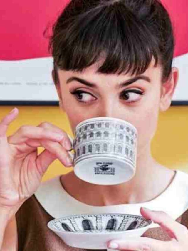 মানুষটি কেমন? চা খাওয়ার  ধরণ দেখেই বুঝে যাবেন