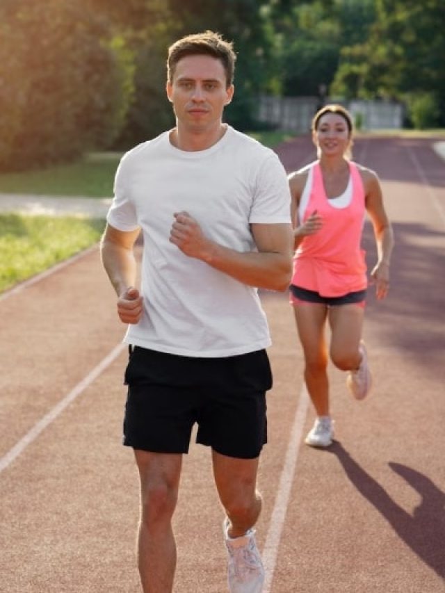 क्या दौड़ने से वाकई घुटने खराब हो जाते हैं? हड्डियों के डॉक्टर ने बताया