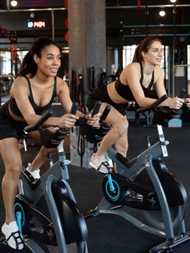 सुबह या शाम, क्या है वर्कआउट करने का सही समय? जानें क्या कहता है साइंस