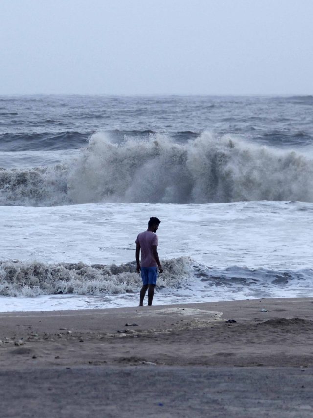 पाकिस्तान में भी हैं ये खूबसूरत बीच, ऐसा होता है नजारा, क्या वहां बिकिनी पहन सकते हैं?