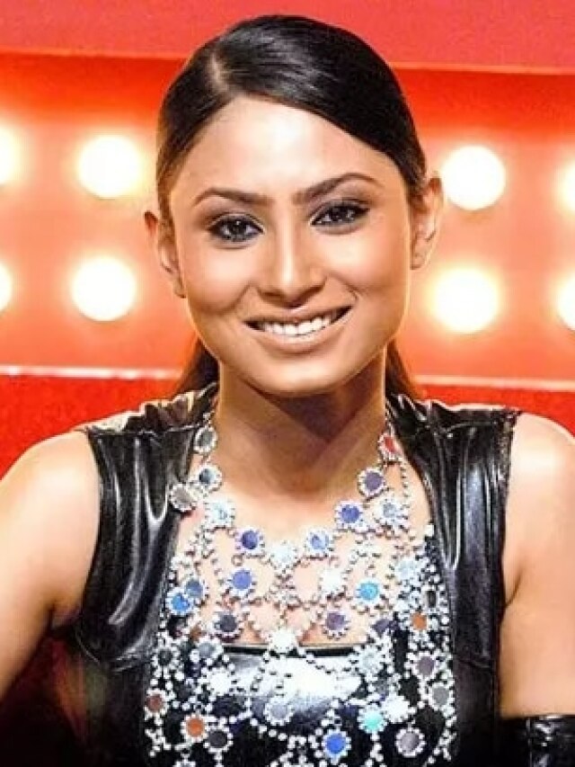 मौनी रॉय ने माथे की कराई प्लास्टिक सर्जरी? फैन्स को नहीं आई पसंद, बोले- और कुछ रह गया?