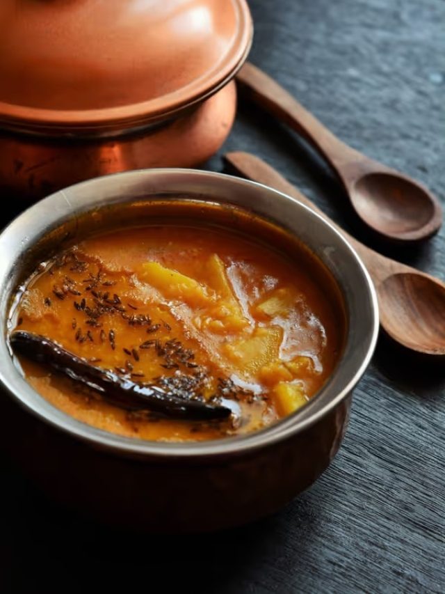 গরমে এভাবে বানান আমের টক ডাল, রইল সেরা রেসিপি